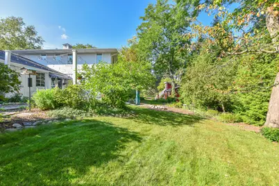 W176N8474  Sunset Ridge Dr, Menomonee Falls, WI 53051 - Photo 41
