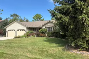 3989 Arrowhead Ct, Sheboygan, WI 53083 - Photo 1