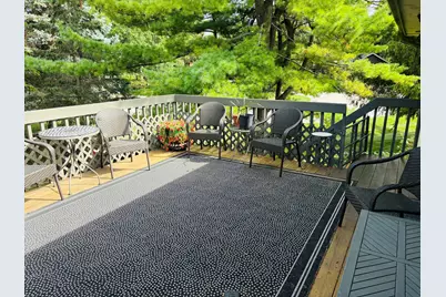 3989  Arrowhead Ct, Sheboygan, WI 53083 - Photo 5