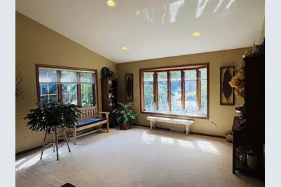 3989  Arrowhead Ct, Sheboygan, WI 53083 - Photo 9