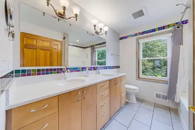 149  Hickory Dr, Delafield, WI 53018 - Photo 13
