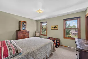 W158N10439 Old Farm Rd, Germantown, WI 53022 - Photo 23