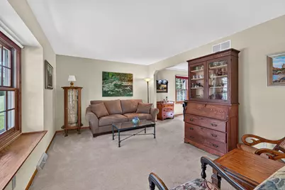 W158N10439  Old Farm Rd, Germantown, WI 53022 - Photo 17