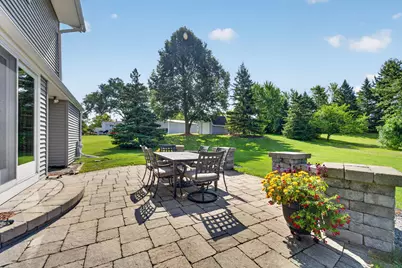 W158N10439  Old Farm Rd, Germantown, WI 53022 - Photo 9