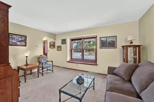 W158N10439 Old Farm Rd, Germantown, WI 53022 - Photo 19