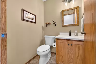 W158N10439  Old Farm Rd, Germantown, WI 53022 - Photo 25