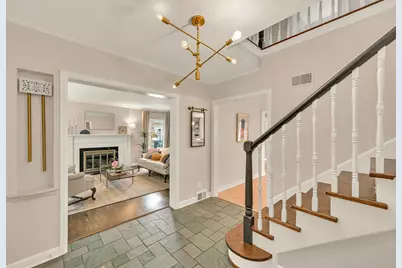 9519  Harding Blvd, Wauwatosa, WI 53226 - Photo 5