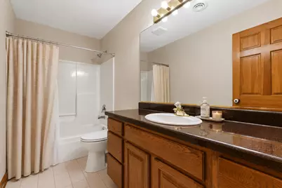 3301  13th St #6D, Kenosha, WI 53144 - Photo 9