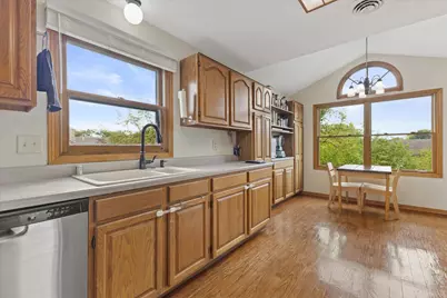 3301  13th St #6D, Kenosha, WI 53144 - Photo 11