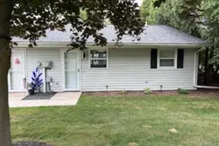 953A Green Acres Dr, Sheboygan Falls, WI 53085 - Photo 1