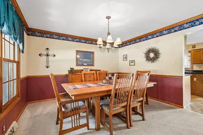 306 W Juniper Dr, Grafton, WI 53024 - Photo 7