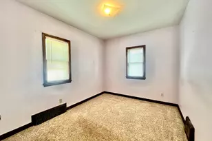 3319 S 67th St, Milwaukee, WI 53219 - Photo 9