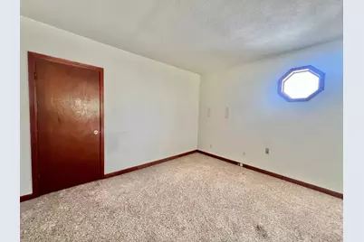 3319 S 67th St, Milwaukee, WI 53219 - Photo 5