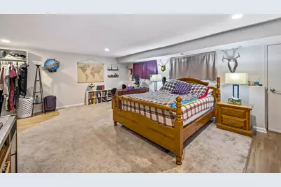 1007  Buena Vista Ave, Waukesha, WI 53188 - Photo 23