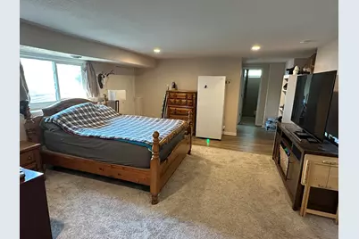 1007  Buena Vista Ave, Waukesha, WI 53188 - Photo 31