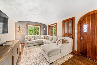 12585 W Cold Spring Rd, New Berlin, WI 53151 - Photo 7