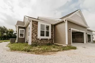N17W29579 Caldicot Circle, Delafield, WI 53072 - Photo 1