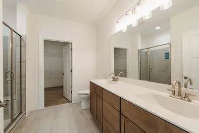 N17W29579  Caldicot Cir, Delafield, WI 53072 - Photo 17