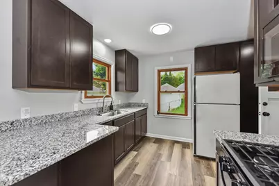 4113 S Austin St, Milwaukee, WI 53207 - Photo 7