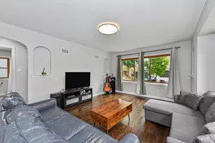 4113 S Austin St, Milwaukee, WI 53207 - Photo 5