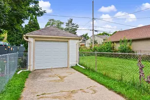 4113 S Austin St, Milwaukee, WI 53207 - Photo 23