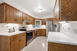8894 Greenmeadow Ln, Greendale, WI 53129 - Photo 51