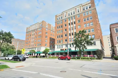 1028 E Juneau Ave #412, Milwaukee, WI 53202 - Photo 15