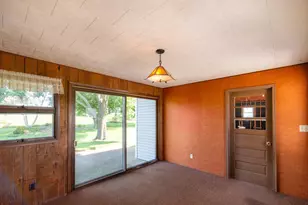 37310 87th St, Randall, WI 53105 - Photo 3