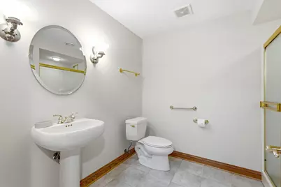 1209 E Sweetbriar Ln, Hartland, WI 53029 - Photo 19