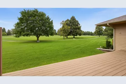 1209 E Sweetbriar Ln, Hartland, WI 53029 - Photo 29