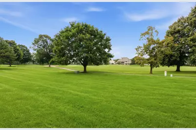 1209 E Sweetbriar Ln, Hartland, WI 53029 - Photo 27