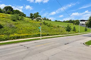1931 N Pierce St, Milwaukee, WI 53212 - Photo 35