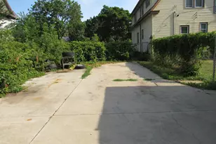 235 E Burleigh St, Milwaukee, WI 53212 - Photo 19
