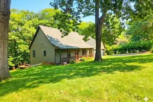 N5079 Sinissippi Point Rd, Hubbard, WI 53039 - Photo 11