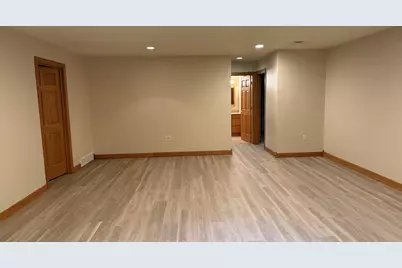 422  Callaway Blvd, Campbell, WI 54603 - Photo 17