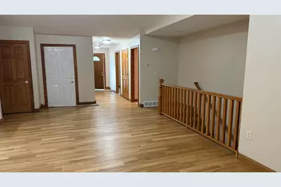 422  Callaway Blvd, Campbell, WI 54603 - Photo 7