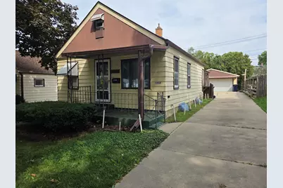 1958 S 97th St, West Allis, WI 53227 - Photo 1
