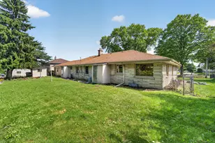 3921 N 100th St, Milwaukee, WI 53222 - Photo 3