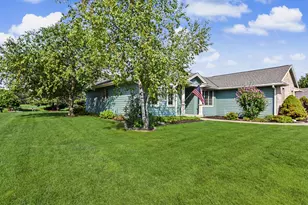 1508 MacKenzie Ln, Oconomowoc, WI 53066 - Photo 35