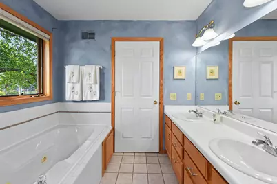1508  Mackenzie Ln, Oconomowoc, WI 53066 - Photo 23