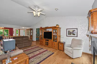 1508  Mackenzie Ln, Oconomowoc, WI 53066 - Photo 7