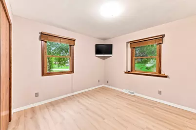 6390 W Wabash Ave, Brown Deer, WI 53223 - Photo 25