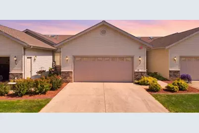 2121  45th St #G, Two Rivers, WI 54241 - Photo 1