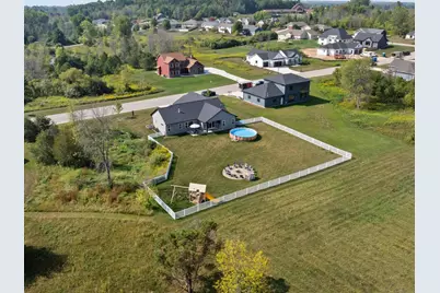 334  Lake Breeze Way, Two Rivers, WI 54241 - Photo 25