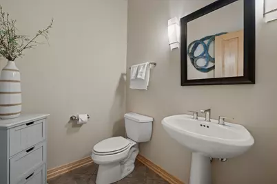 N29W30764  Foxwood Dr, Delafield, WI 53072 - Photo 31
