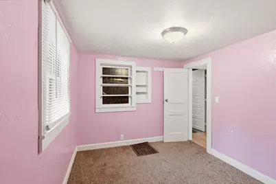 221 N Broad St, Elkhorn, WI 53121 - Photo 13