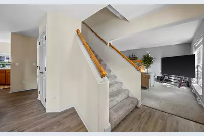 922  River Hill Dr, Waukesha, WI 53189 - Photo 3