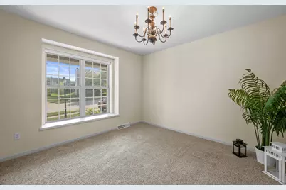 922  River Hill Dr, Waukesha, WI 53189 - Photo 5