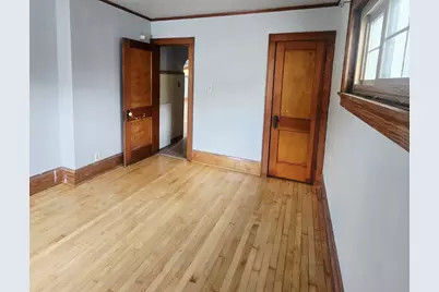 2236 S 35th St, Milwaukee, WI 53215 - Photo 15