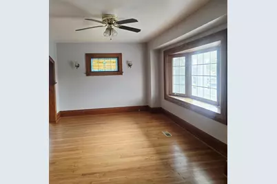 2236 S 35th St, Milwaukee, WI 53215 - Photo 19